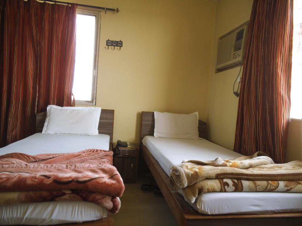 City Centre Hotell Agartala Rom bilde