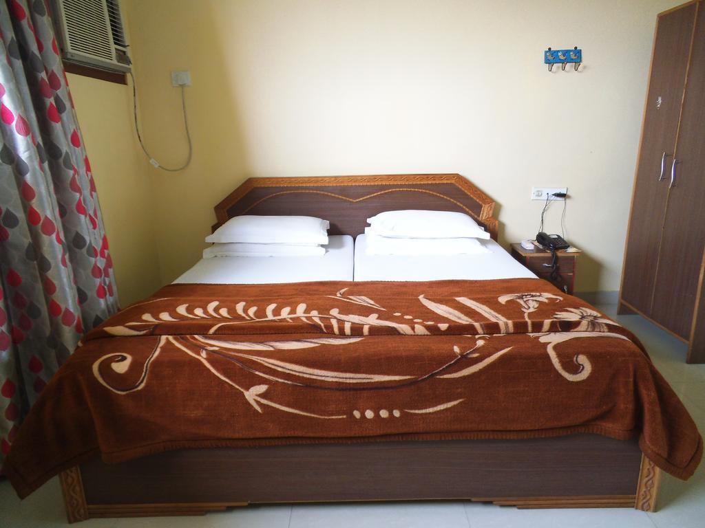 City Centre Hotell Agartala Eksteriør bilde